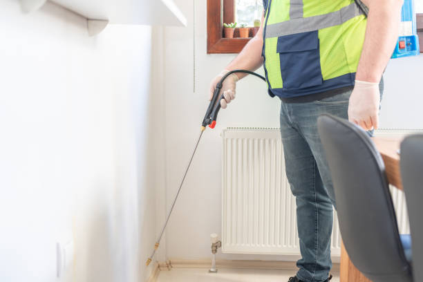 Best Exterminator Services  in Fort Bliss, TX